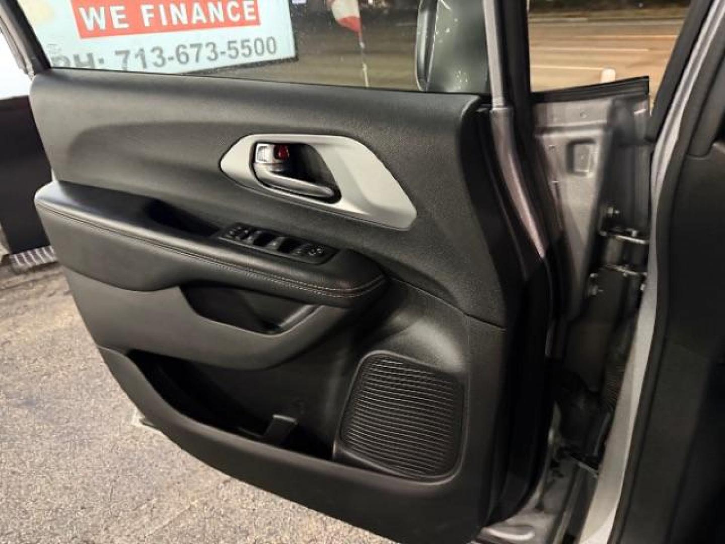 2019 Billet Silver Metallic Clearcoat /Black/Black/Black Chrysler Pacifica Touring Plus (2C4RC1FG3KR) with an 3.6L V-6 DOHC engine, located at 4545 Spencer Hwy., Pasadena, 77504, (832) 266-1645, 29.666037, -95.173775 - Photo#7