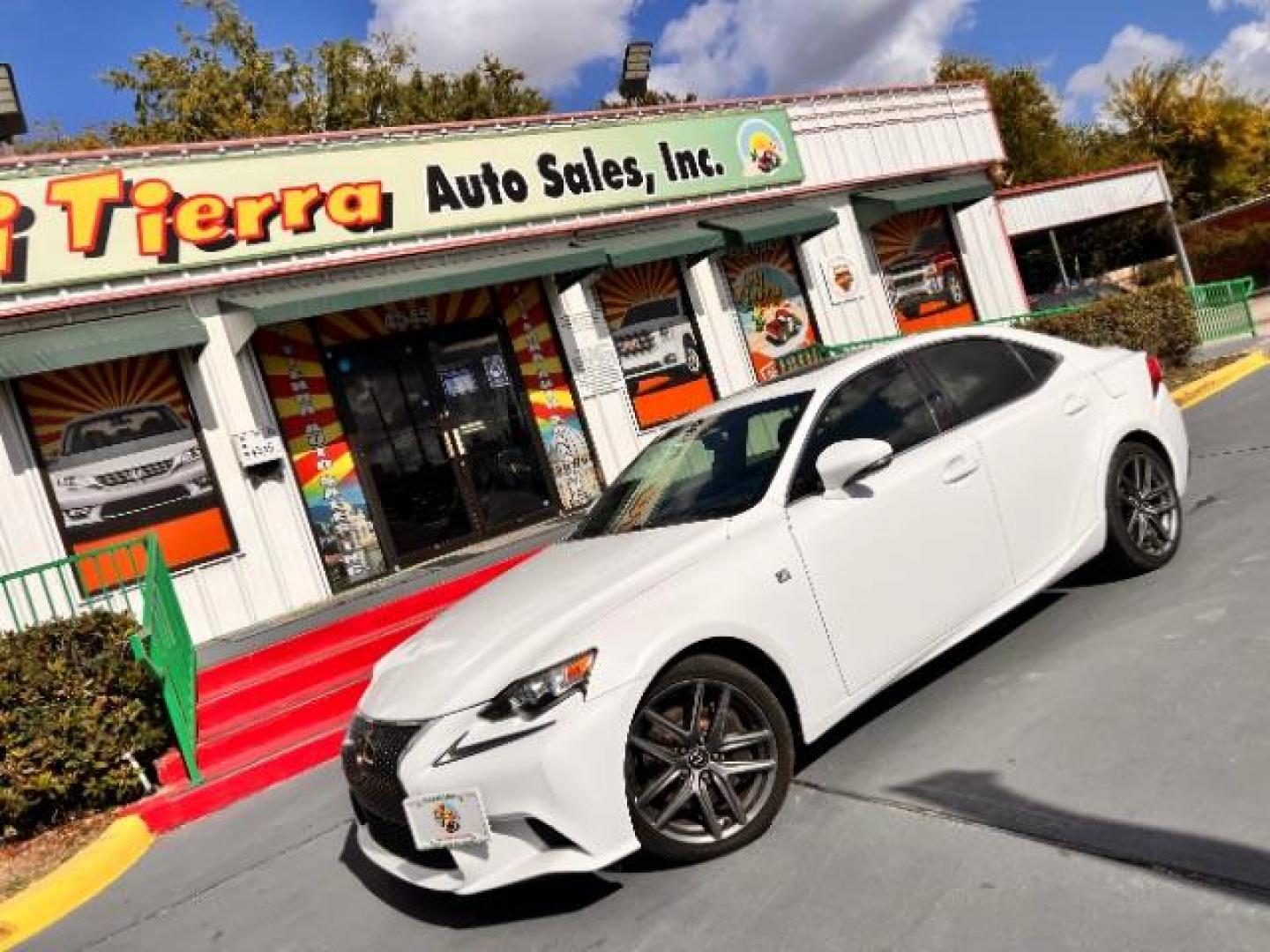 2014 WHITE Lexus IS 350 IS (JTHBE1D21E5) , located at 4545 Spencer Hwy., Pasadena, 77504, (832) 266-1645, 29.666037, -95.173775 - Photo#0