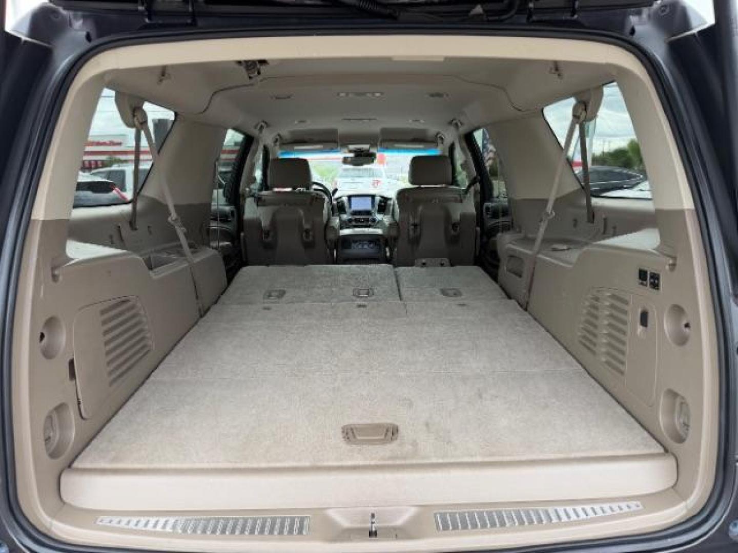 2015 GMC Yukon XL 1500 SLT (1GKS1HKC1FR) with an EcoTec3 5.3L V-8 gasoline direct injection engine, located at 4545 Spencer Hwy., Pasadena, 77504, (832) 266-1645, 29.666037, -95.173775 - Photo#17