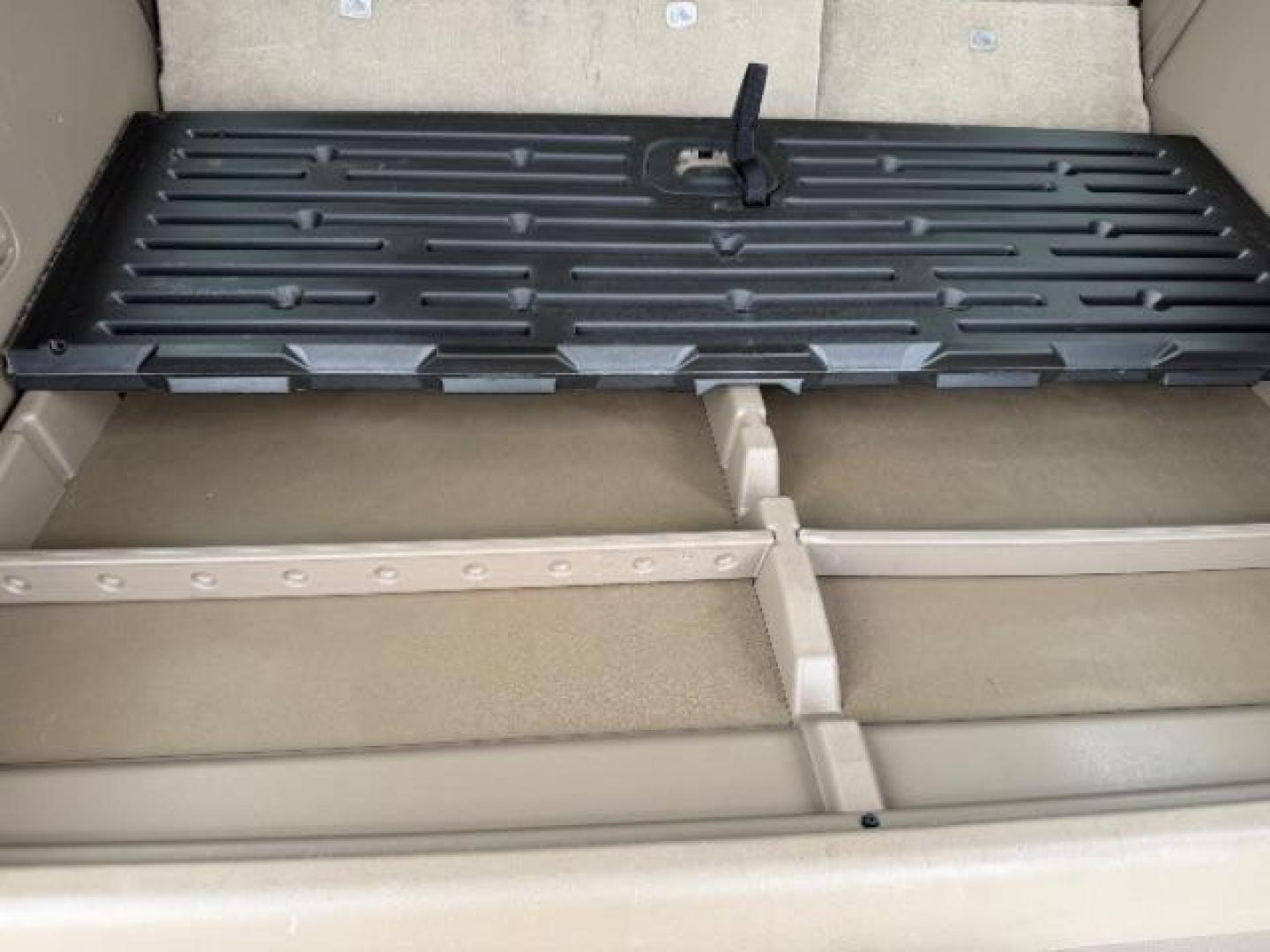 2015 GMC Yukon XL 1500 SLT (1GKS1HKC1FR) with an EcoTec3 5.3L V-8 gasoline direct injection engine, located at 4545 Spencer Hwy., Pasadena, 77504, (832) 266-1645, 29.666037, -95.173775 - Photo#18