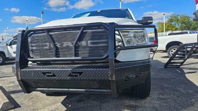 photo of 2019 Ram 1500 Big Horn/Lone Star Crew Cab 4x2 5'7 Box