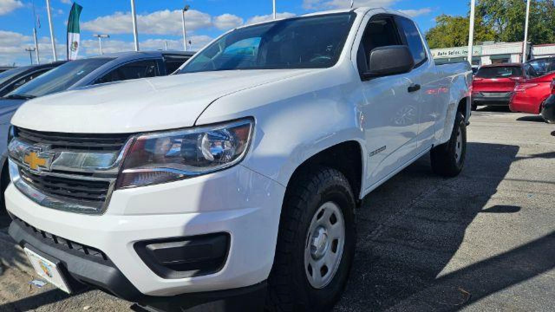 2020 Summit White Chevrolet Colorado 2WD Extended Cab Long Box LT (1GCHSCEA2L1) , located at 4545 Spencer Hwy., Pasadena, 77504, (832) 266-1645, 29.666037, -95.173775 - Photo#4
