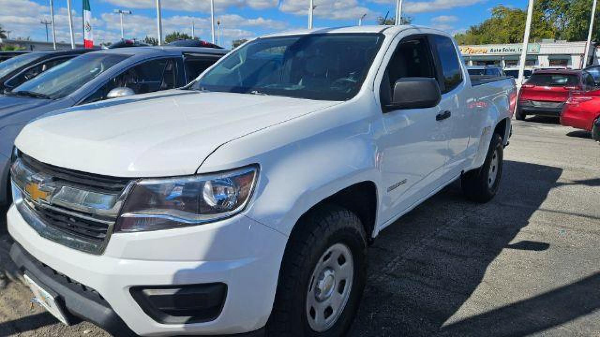 2020 Summit White Chevrolet Colorado 2WD Extended Cab Long Box LT (1GCHSCEA2L1) , located at 4545 Spencer Hwy., Pasadena, 77504, (832) 266-1645, 29.666037, -95.173775 - Photo#5