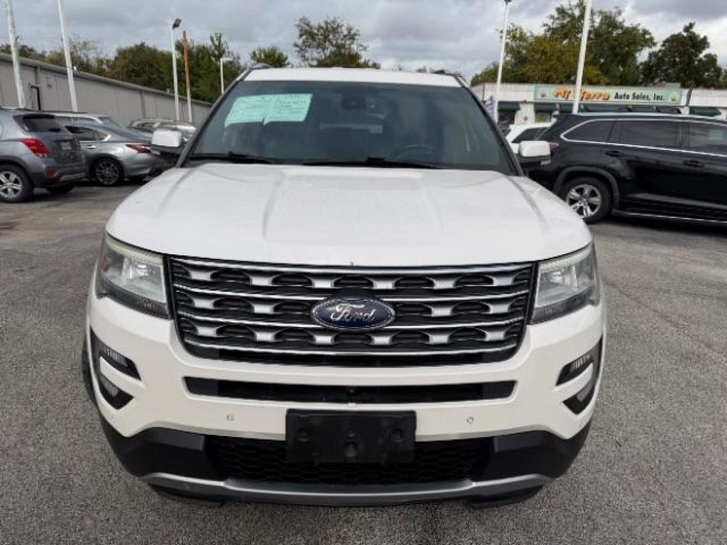 2017 White Platinum Metallic Tri-Coat /Medium Light Camel Ford Explorer Limited (1FM5K7F80HG) with an EcoBoost 2.3L I-4 gasoline direct injection engine, located at 4545 Spencer Hwy., Pasadena, 77504, (832) 266-1645, 29.666037, -95.173775 - Photo#2