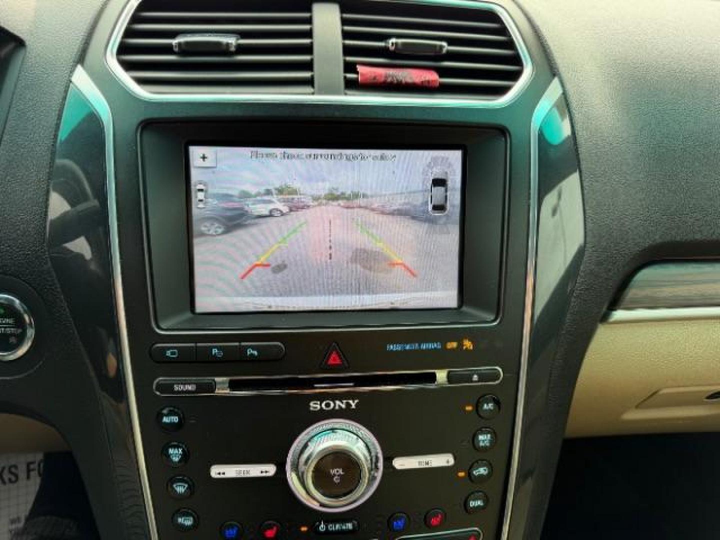 2017 White Platinum Metallic Tri-Coat /Medium Light Camel Ford Explorer Limited (1FM5K7F80HG) with an EcoBoost 2.3L I-4 gasoline direct injection engine, located at 4545 Spencer Hwy., Pasadena, 77504, (832) 266-1645, 29.666037, -95.173775 - Photo#8