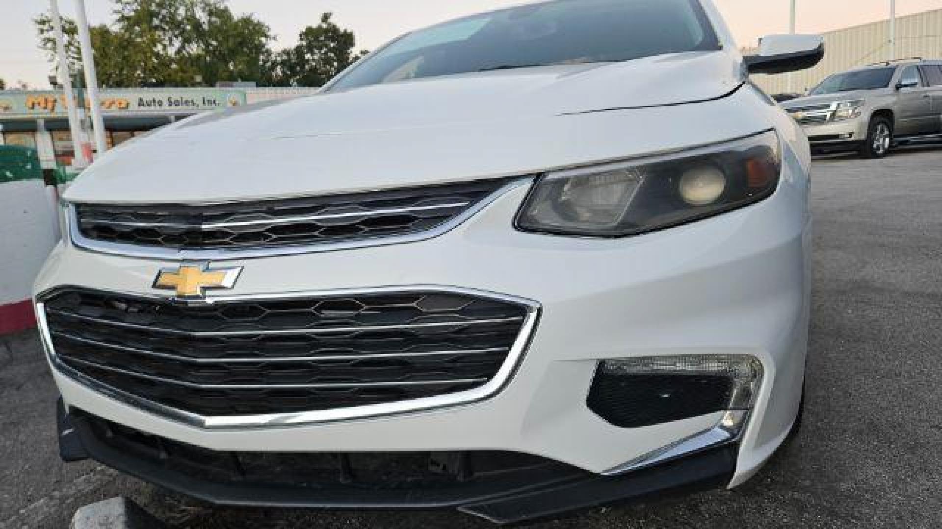 2018 Chevrolet Malibu LT (1G1ZD5ST5JF) with an ECOTEC 1.5L I-4 gasoline direct injection engine, located at 4545 Spencer Hwy., Pasadena, 77504, (832) 266-1645, 29.666037, -95.173775 - Photo#0