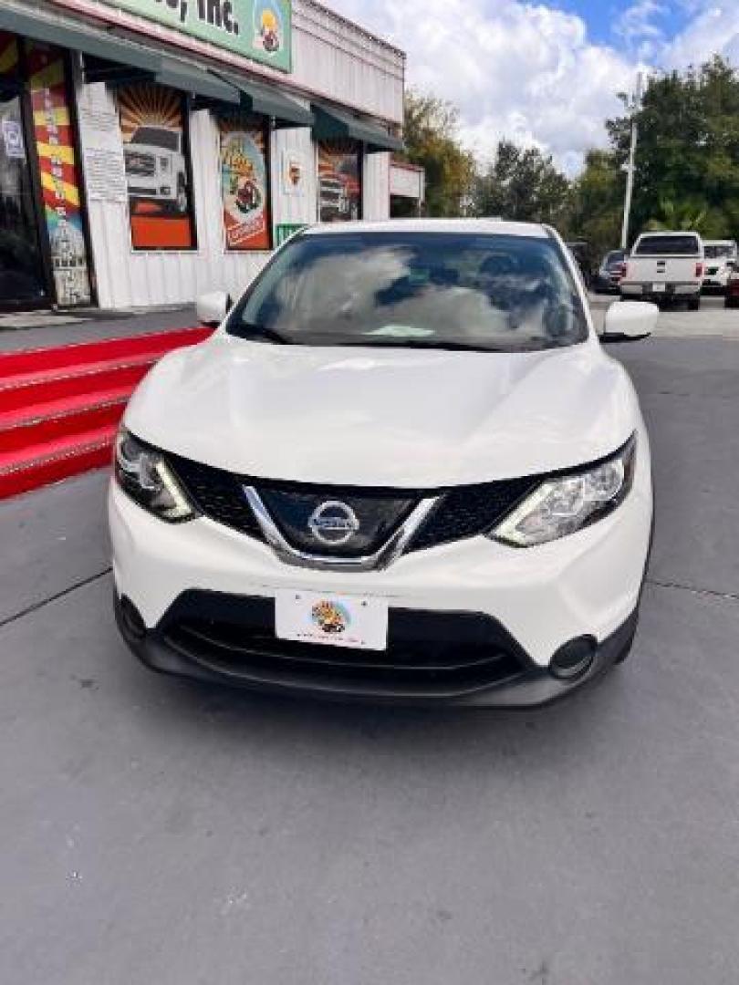 2019 Glacier White /Charcoal Nissan Rogue Sport S (JN1BJ1CP3KW) with an 2L I-4 gasoline direct injection engine, located at 4545 Spencer Hwy., Pasadena, 77504, (832) 266-1645, 29.666037, -95.173775 - Photo#1