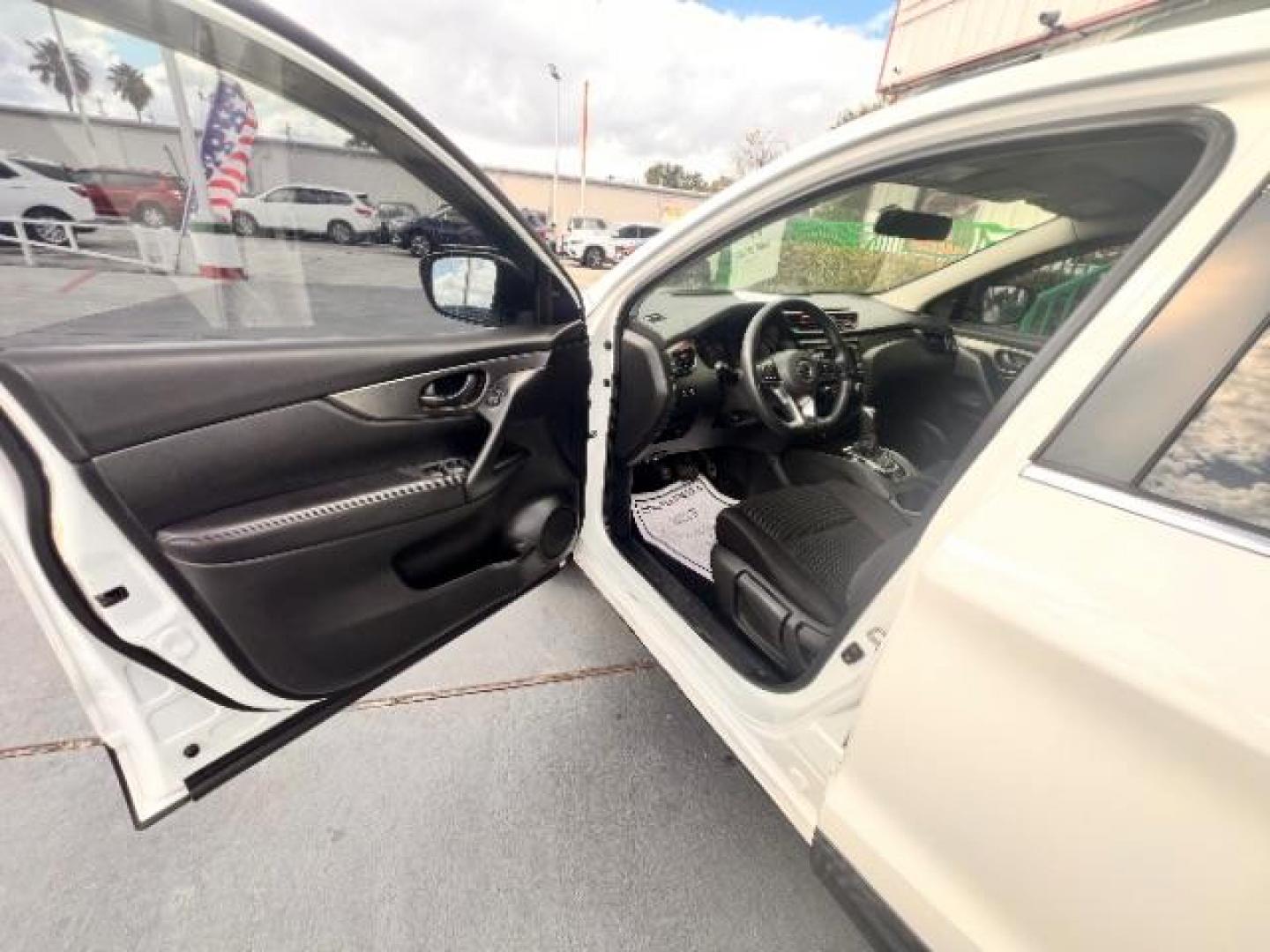 2019 Glacier White /Charcoal Nissan Rogue Sport S (JN1BJ1CP3KW) with an 2L I-4 gasoline direct injection engine, located at 4545 Spencer Hwy., Pasadena, 77504, (832) 266-1645, 29.666037, -95.173775 - Photo#9