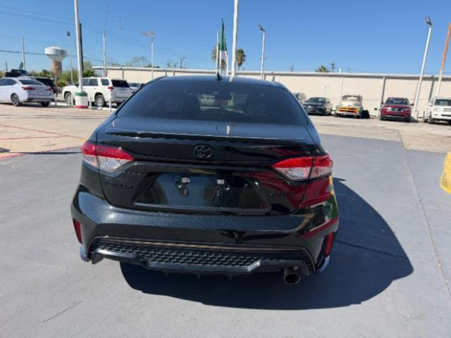 2022 Black Sand Pearl /Black Toyota Corolla SE Apex Edition (5YFS4MCE0NP) with an Dynamic Force 2L I-4 port/direct injection engine, located at 4545 Spencer Hwy., Pasadena, 77504, (832) 266-1645, 29.666037, -95.173775 - Photo#5
