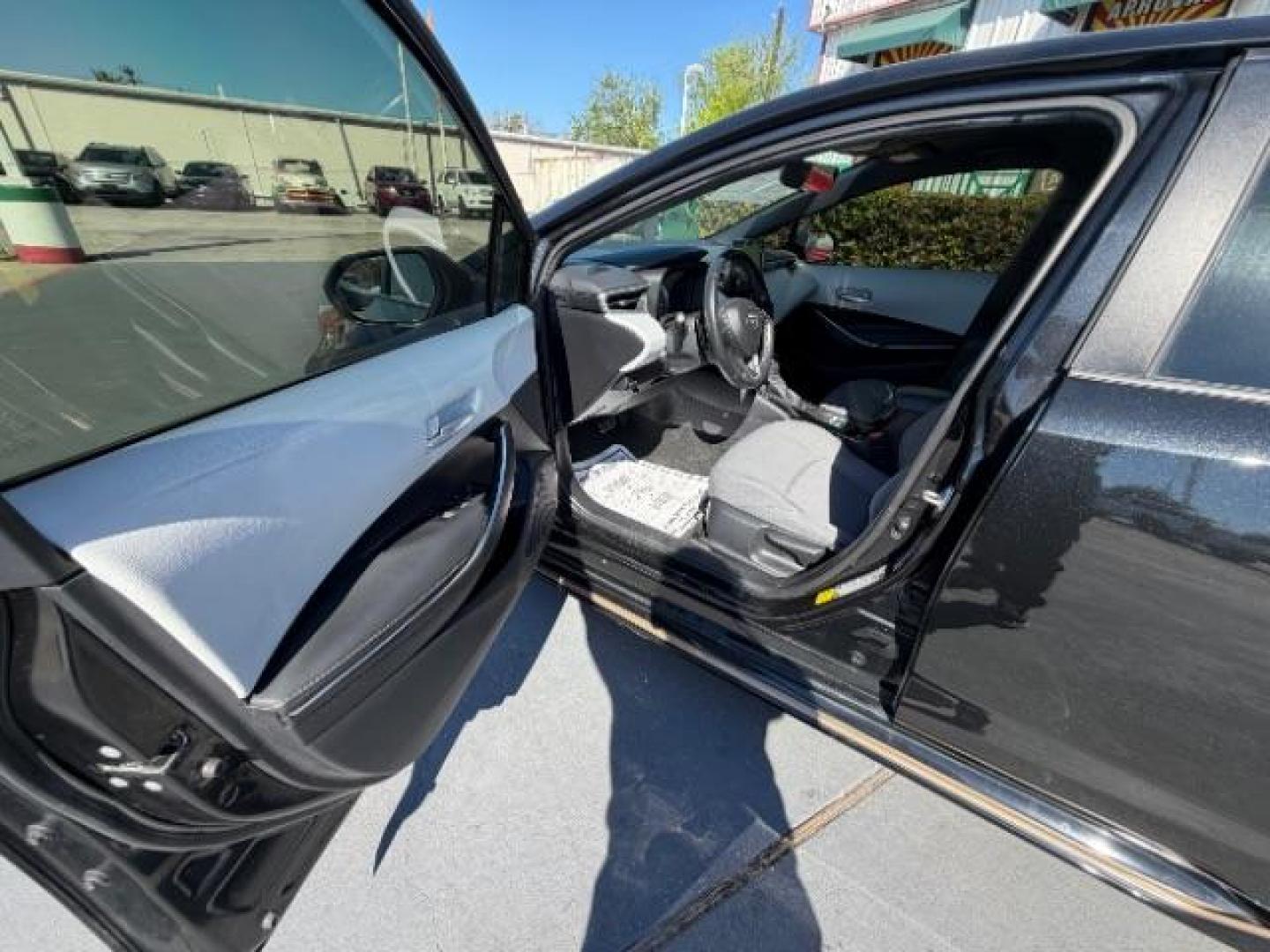 2022 Black Sand Pearl /Black Toyota Corolla SE Apex Edition (5YFS4MCE0NP) with an Dynamic Force 2L I-4 port/direct injection engine, located at 4545 Spencer Hwy., Pasadena, 77504, (832) 266-1645, 29.666037, -95.173775 - Photo#9