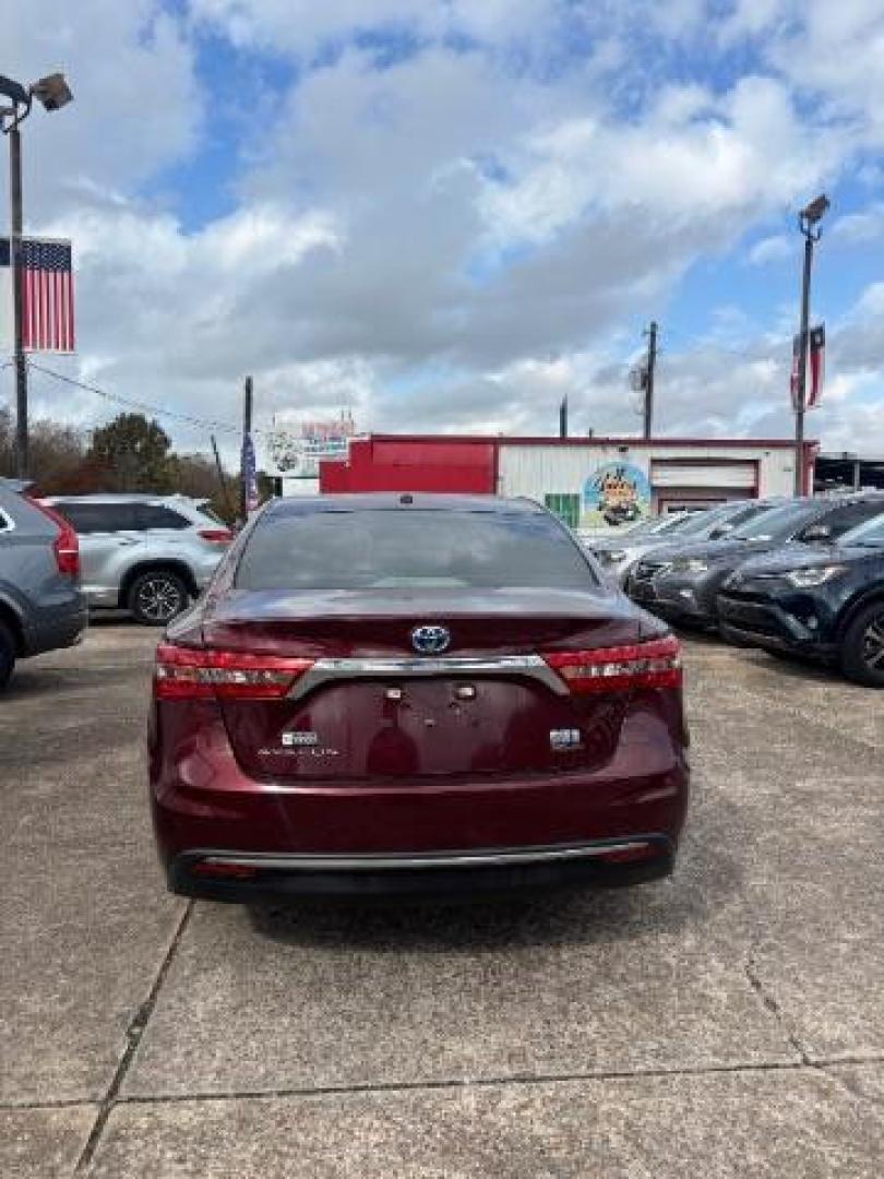 2018 Ooh La La Rouge Mica Toyota Avalon Hybrid XLE Premium (4T1BD1EB6JU) with an 2.5L I-4 DOHC engine, located at 7935 Gulf Freeway, Houston, 77017, (832) 266-1645, 29.684393, -95.275665 - Photo#5