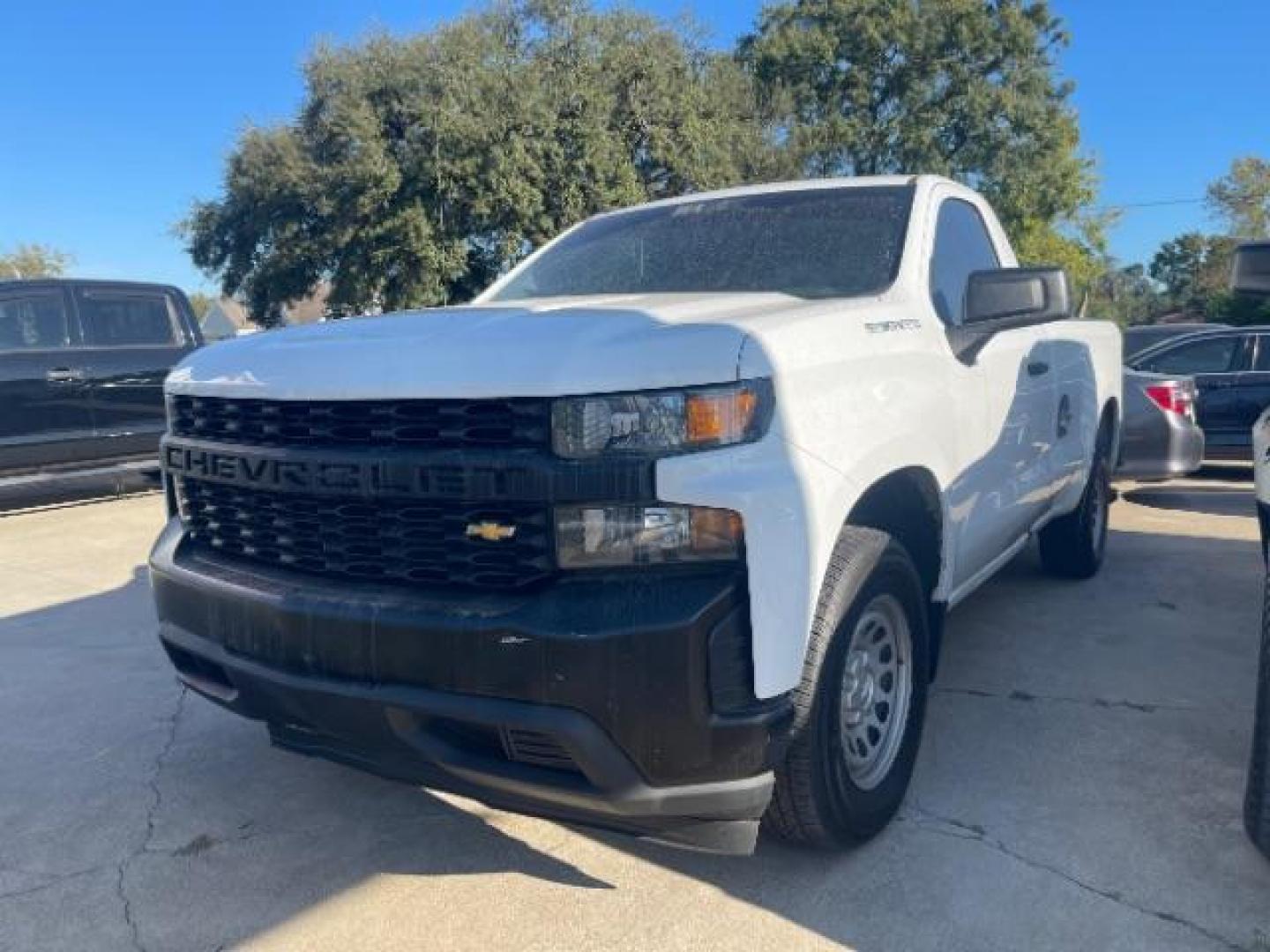 2020 Summit White /Jet Black Chevrolet Silverado 1500 2WD Regular Cab Long Bed WT (3GCNWAEF2LG) , located at 7935 Gulf Freeway, Houston, 77017, (832) 266-1645, 29.684393, -95.275665 - Photo#0