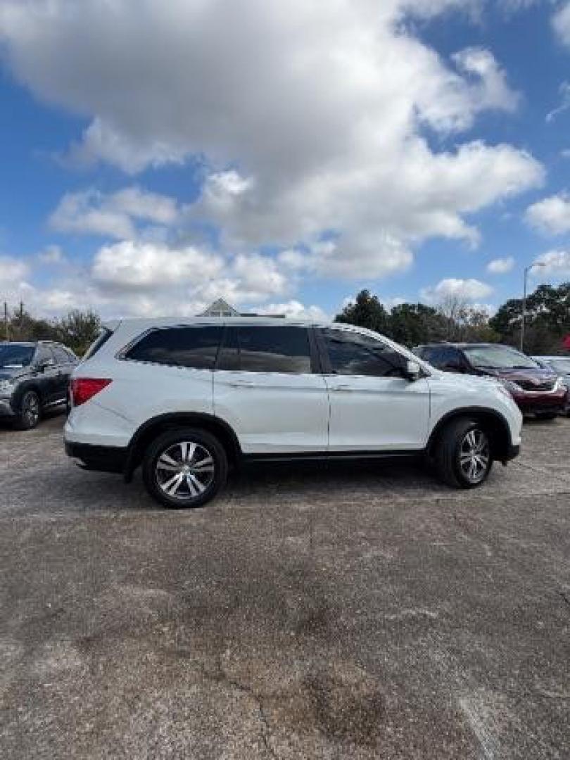 2017 Honda Pilot EX-L (5FNYF5H5XHB) with an 3.5L V-6 gasoline direct injection engine, located at 7935 Gulf Freeway, Houston, 77017, (832) 266-1645, 29.684393, -95.275665 - Photo#7