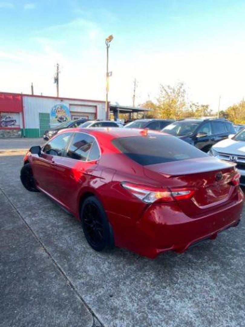 2020 Toyota Camry SE (4T1M11AK1LU) with an Dynamic Force 2.5L I-4 port/direct injection engine, located at 7935 Gulf Freeway, Houston, 77017, (832) 266-1645, 29.684393, -95.275665 - Photo#1