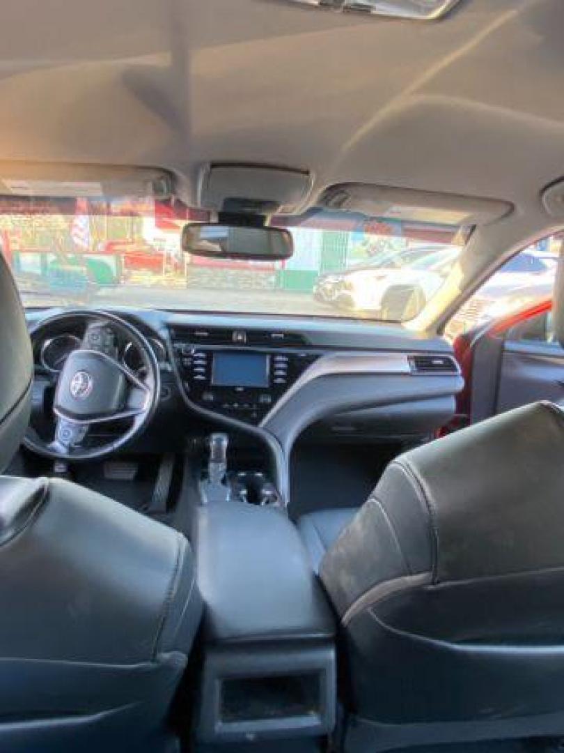 2020 Toyota Camry SE (4T1M11AK1LU) with an Dynamic Force 2.5L I-4 port/direct injection engine, located at 7935 Gulf Freeway, Houston, 77017, (832) 266-1645, 29.684393, -95.275665 - Photo#7