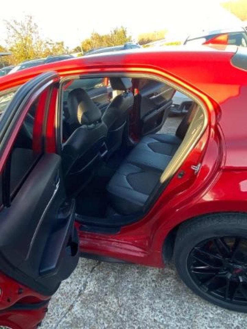 2018 Predawn Gray Mica Toyota Camry SE (4T1B11HK1JU) with an 2.5L I-4 port/direct injection engine, located at 7935 Gulf Freeway, Houston, 77017, (832) 266-1645, 29.684393, -95.275665 - Photo#5