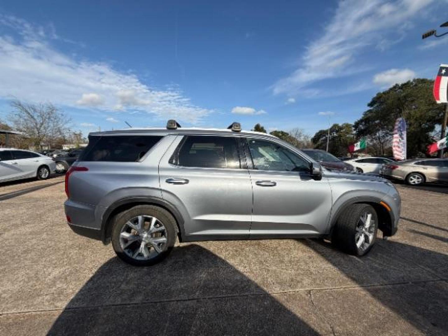 2021 Hyundai Palisade SEL (KM8R34HE7MU) with an Lambda II 3.8L V-6 gasoline direct injection engine, located at 7935 Gulf Freeway, Houston, 77017, (832) 266-1645, 29.684393, -95.275665 - Photo#9