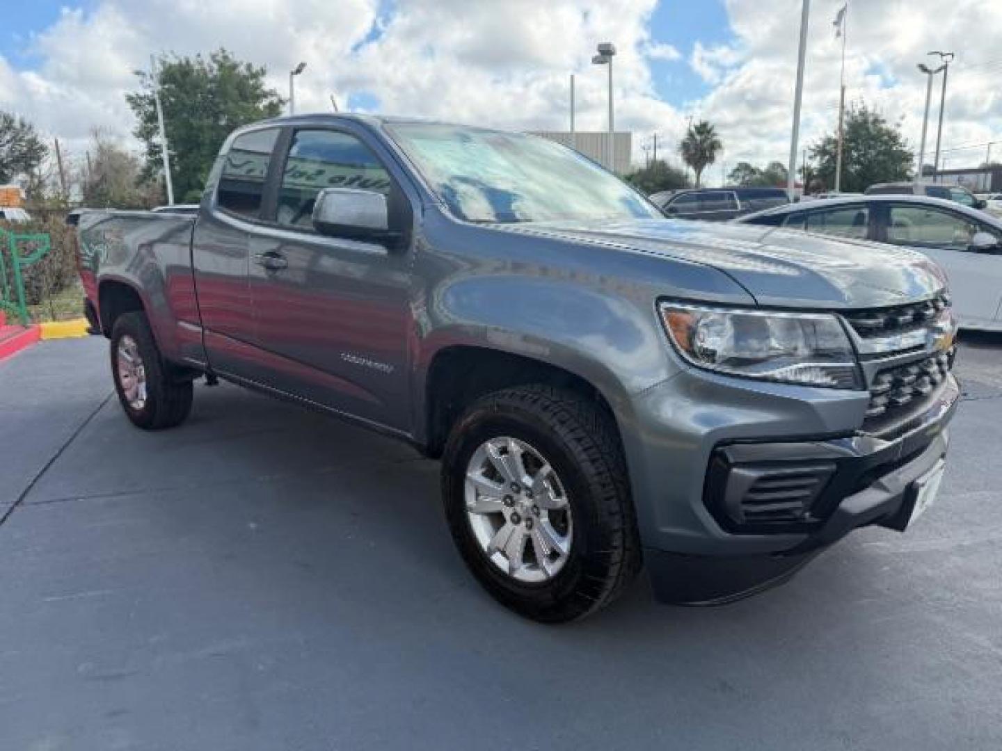 2021 Satin Steel Metallic /Jet Black Chevrolet Colorado 2WD Extended Cab Long Box LT (1GCHSCEA8M1) , located at 4545 Spencer Hwy., Pasadena, 77504, (832) 266-1645, 29.666037, -95.173775 - Photo#2