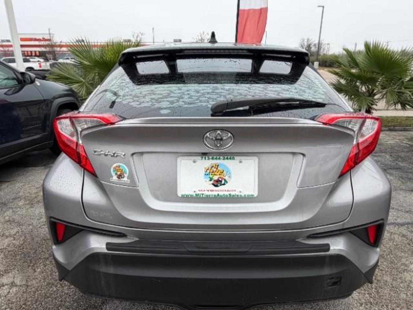 2019 Magnetic Gray Metallic /Black Toyota C-HR XLE (NMTKHMBX3KR) with an 2L I-4 DOHC engine, located at 4545 Spencer Hwy., Pasadena, 77504, (832) 266-1645, 29.666037, -95.173775 - Photo#3