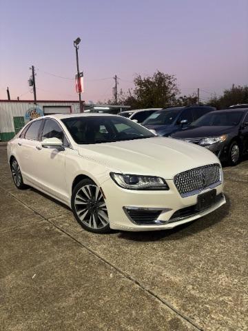 photo of 2017 Lincoln MKZ Reserve