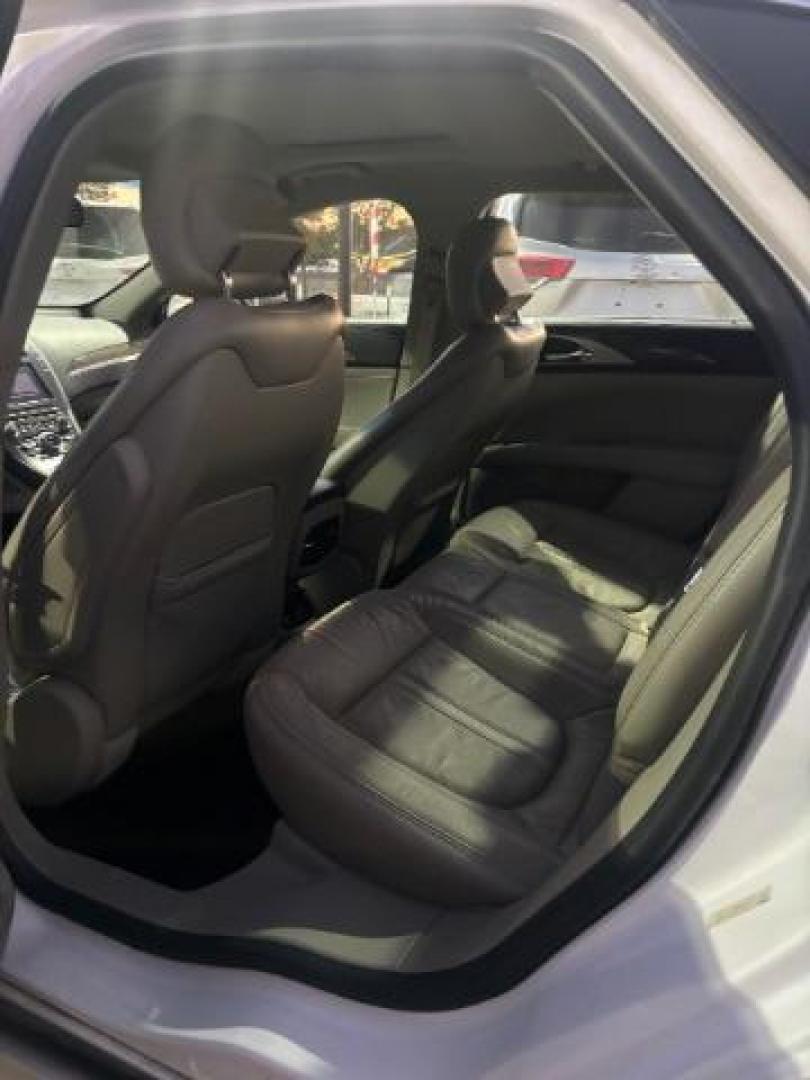 2017 White Platinum Metallic Tri-Coat Lincoln MKZ Reserve (3LN6L5E97HR) , located at 7935 Gulf Freeway, Houston, 77017, (832) 266-1645, 29.684393, -95.275665 - Photo#8