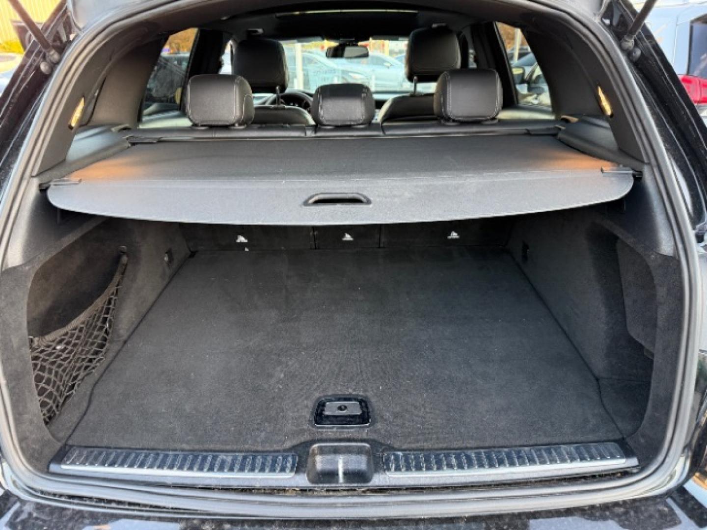 2017 Lunar Blue Metallic Mercedes-Benz GLC GLC 300 (WDC0G4JB6HF) with an 4-Cyl, Turbo, 2.0 Liter engine, Auto, 9-Spd 9G-Tronic transmission, located at 7935 Gulf Freeway, Houston, 77017, (832) 266-1645, 29.684393, -95.275665- Photo#3