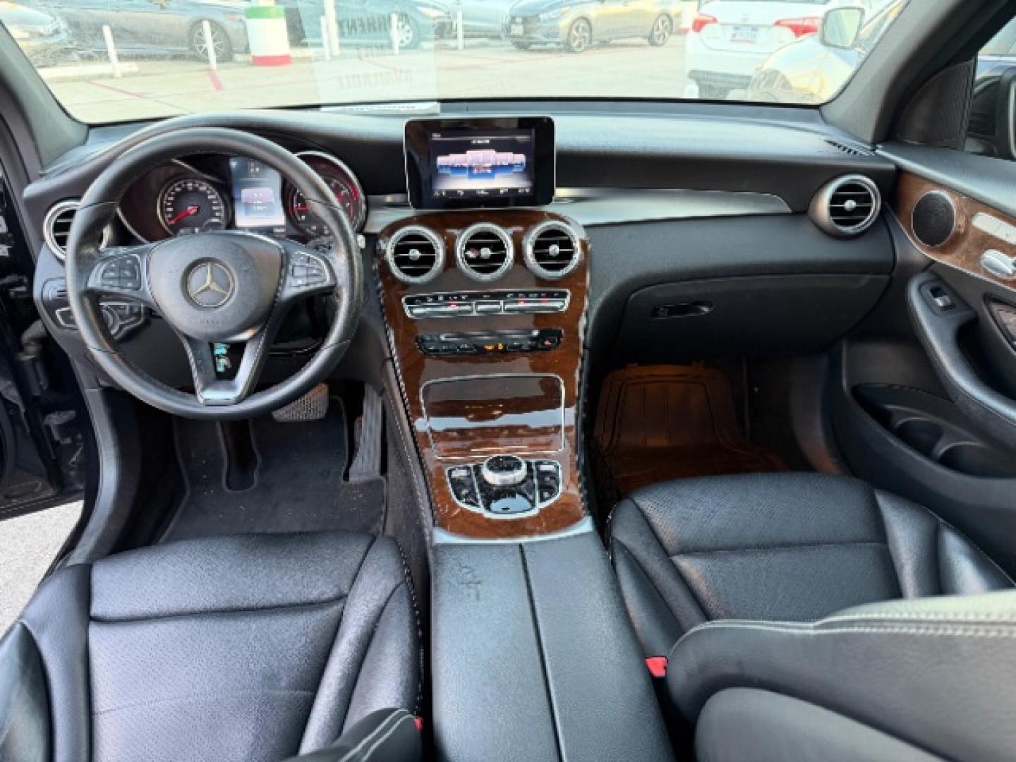 2017 Lunar Blue Metallic Mercedes-Benz GLC GLC 300 (WDC0G4JB6HF) with an 4-Cyl, Turbo, 2.0 Liter engine, Auto, 9-Spd 9G-Tronic transmission, located at 7935 Gulf Freeway, Houston, 77017, (832) 266-1645, 29.684393, -95.275665- Photo#6
