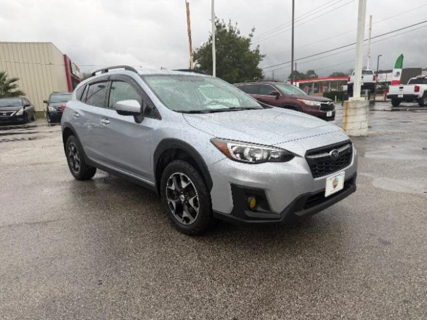 2018 Cool Gray Khaki /Black w/Orange Stitching Subaru Crosstrek 2.0i Premium (JF2GTABC8JH) with an 2L H-4 gasoline direct injection engine, located at 4545 Spencer Hwy., Pasadena, 77504, (832) 266-1645, 29.666037, -95.173775 - Photo#2