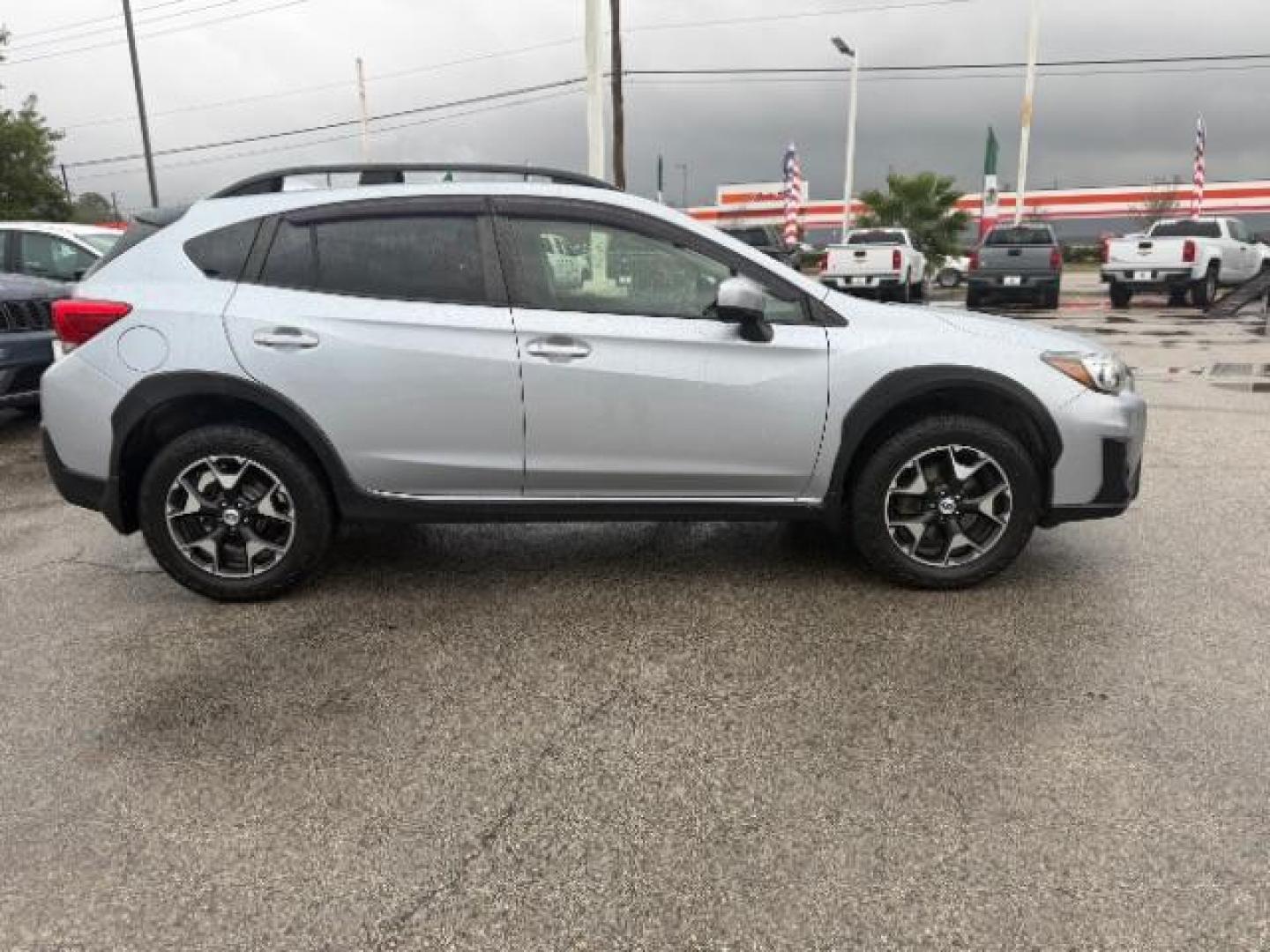 2018 Cool Gray Khaki /Black w/Orange Stitching Subaru Crosstrek 2.0i Premium (JF2GTABC8JH) with an 2L H-4 gasoline direct injection engine, located at 4545 Spencer Hwy., Pasadena, 77504, (832) 266-1645, 29.666037, -95.173775 - Photo#3