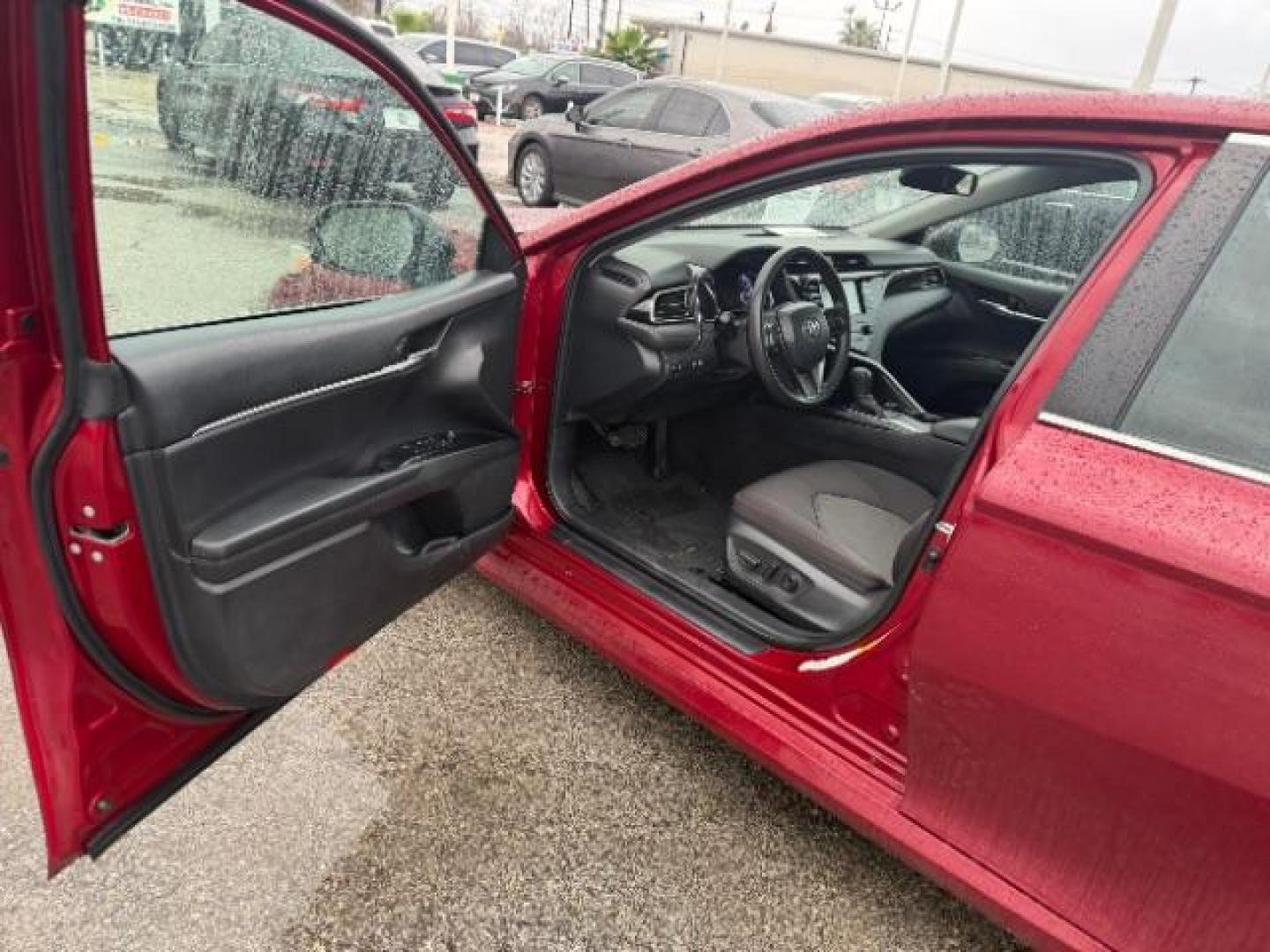 2020 Ruby Flare Pearl /Black Toyota Camry LE (4T1C11AK7LU) with an Dynamic Force 2.5L I-4 port/direct injection engine, located at 4545 Spencer Hwy., Pasadena, 77504, (832) 266-1645, 29.666037, -95.173775 - Photo#8