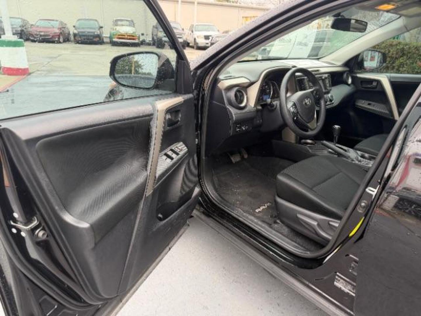 2014 Black /Black Toyota RAV4 LE (2T3ZFREV0EW) with an 2.5L I-4 DOHC engine, located at 4545 Spencer Hwy., Pasadena, 77504, (832) 266-1645, 29.666037, -95.173775 - Photo#9