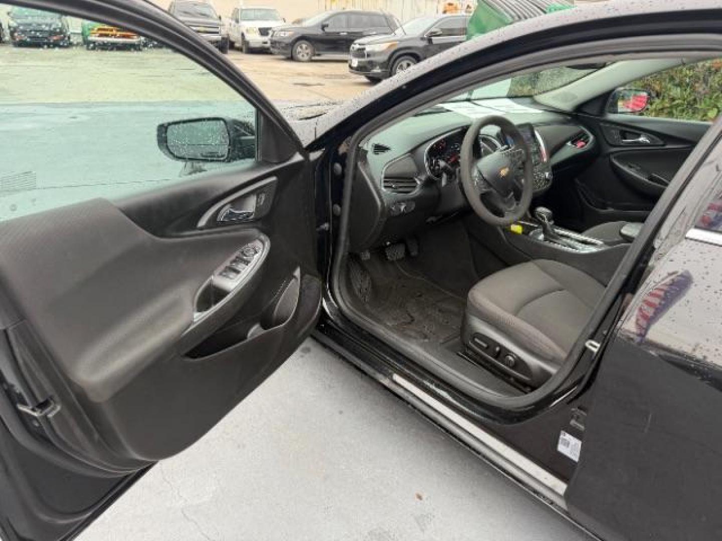 2021 Mosaic Black Metallic /Jet Black Chevrolet Malibu FWD LT (1G1ZD5ST6MF) with an ECOTEC 1.5L I-4 gasoline direct injection engine, located at 4545 Spencer Hwy., Pasadena, 77504, (832) 266-1645, 29.666037, -95.173775 - Photo#7