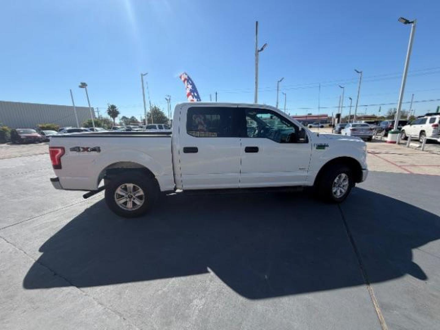 2016 Oxford White /Medium Earth Gray Ford F-150 XLT | XL | LARIAT (1FTEW1EP1GF) , located at 4545 Spencer Hwy., Pasadena, 77504, (832) 266-1645, 29.666037, -95.173775 - Photo#3