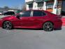2018 Ruby Flare Pearl /Black Toyota Camry LE | SE | XLE | L (4T1B11HK7JU) with an 2.5L I-4 port/direct engine, located at 4545 Spencer Hwy., Pasadena, 77504, (832) 266-1645, 29.666037, -95.173775 - Photo#6