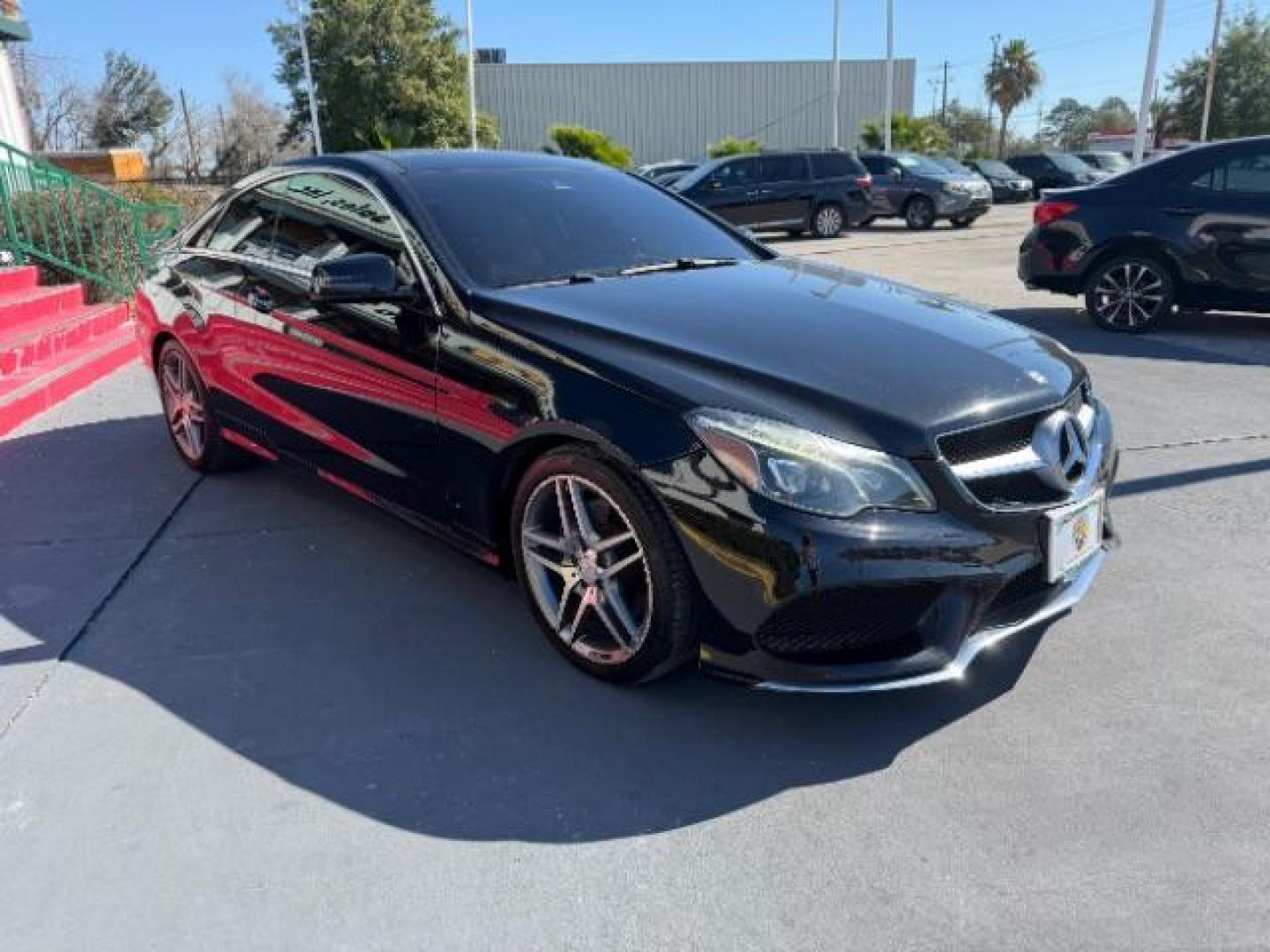 2016 BLACK /BROWN Mercedes-Benz E 400 E - CLASS (WDDKJ6FB3GF) , located at 4545 Spencer Hwy., Pasadena, 77504, (832) 266-1645, 29.666037, -95.173775 - Photo#2