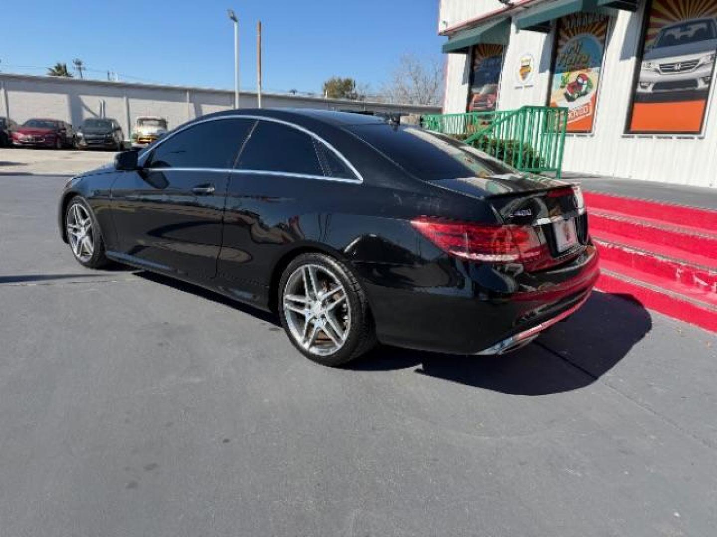 2016 BLACK /BROWN Mercedes-Benz E 400 E - CLASS (WDDKJ6FB3GF) , located at 4545 Spencer Hwy., Pasadena, 77504, (832) 266-1645, 29.666037, -95.173775 - Photo#5