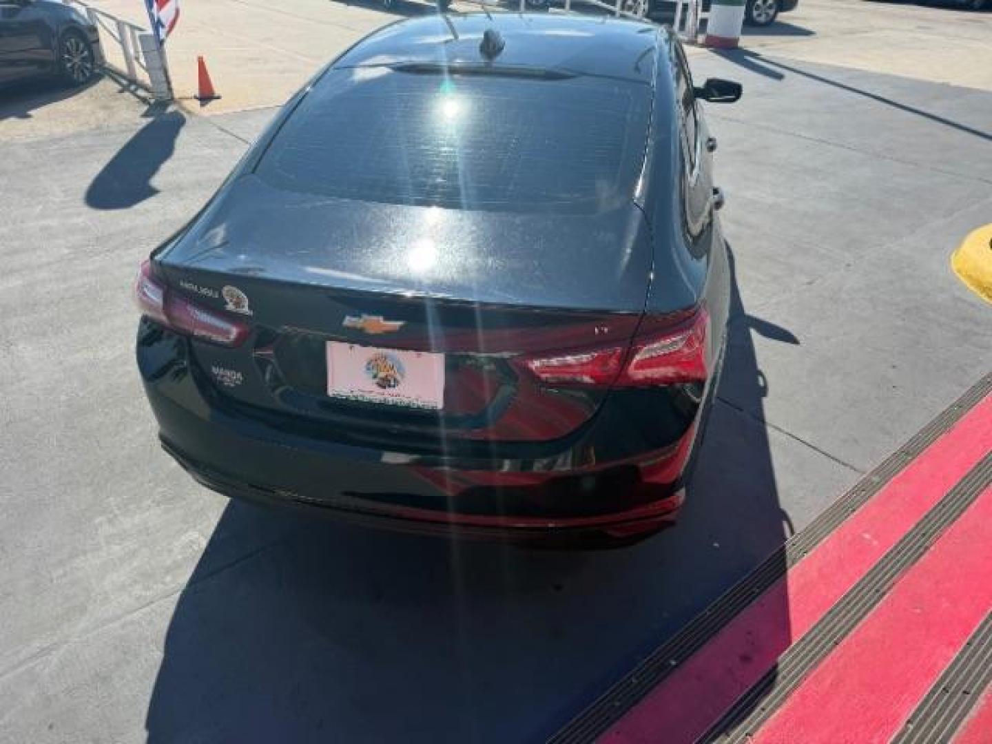 2020 Mosaic Black Metallic /Jet Black Chevrolet Malibu FWD LT (1G1ZD5ST3LF) with an ECOTEC 1.5L I-4 gasoline direct injection engine, located at 4545 Spencer Hwy., Pasadena, 77504, (832) 266-1645, 29.666037, -95.173775 - Photo#5