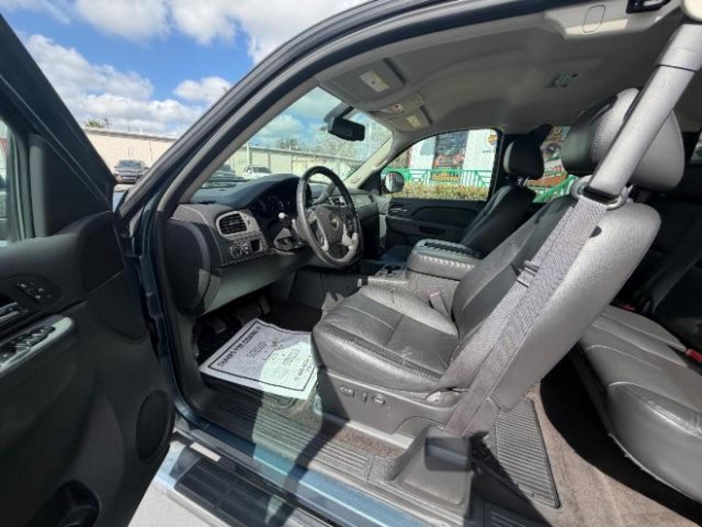 2013 Blue Granite Metallic Chevrolet Silverado 1500 LTZ (1GCRCTE0XDZ) , located at 4545 Spencer Hwy., Pasadena, 77504, (832) 266-1645, 29.666037, -95.173775 - Photo#8