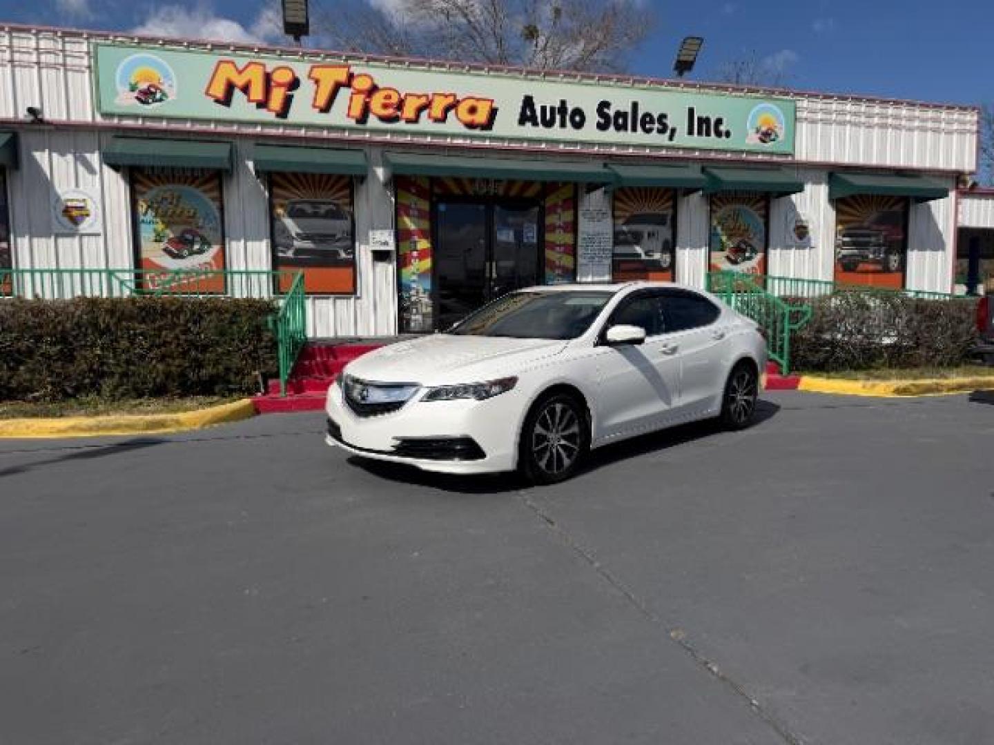 2015 White /Beige Acura RDX RDX (5J8TB3H37FL) , located at 4545 Spencer Hwy., Pasadena, 77504, (832) 266-1645, 29.666037, -95.173775 - Photo#0