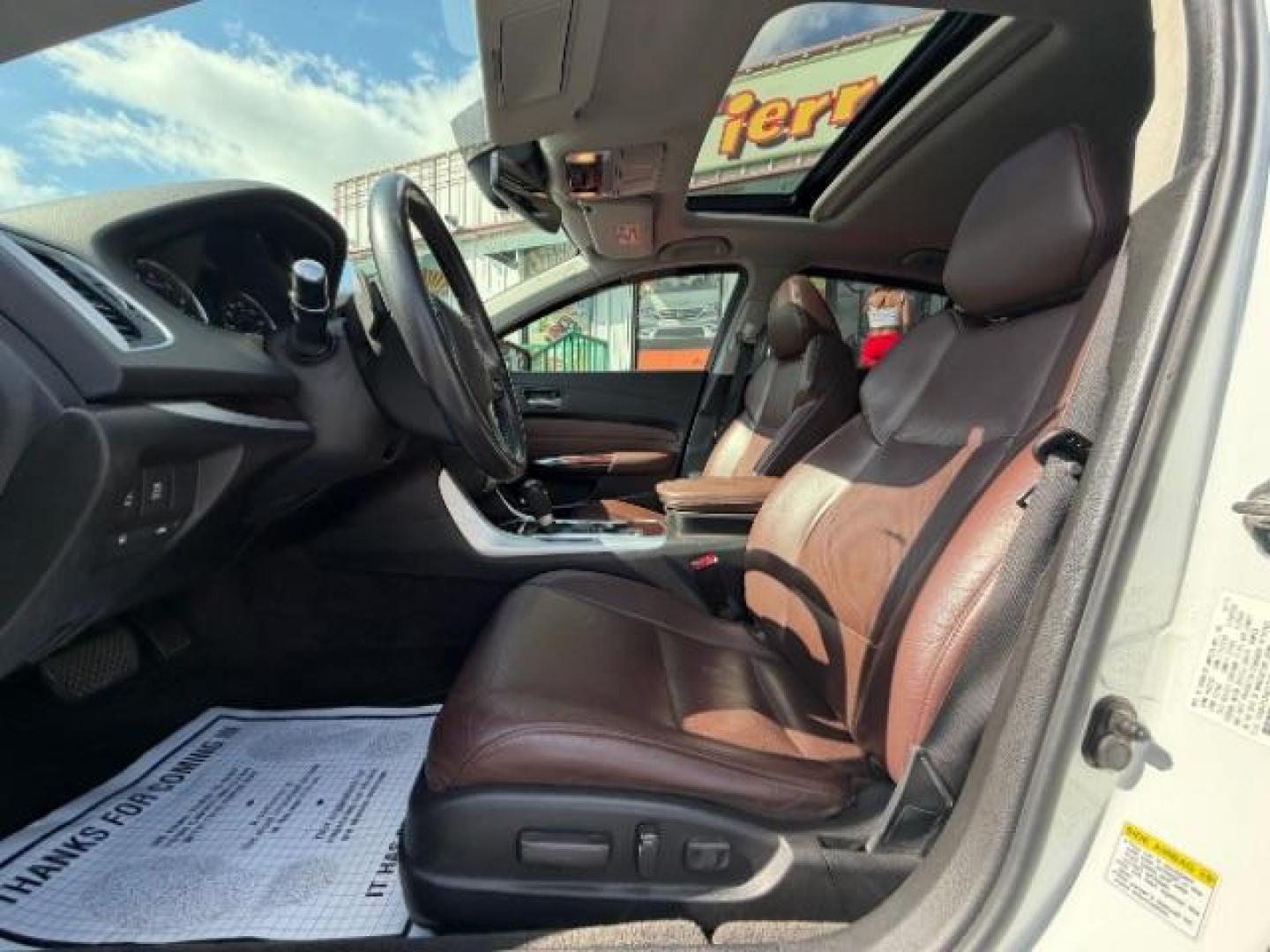 2015 White /Beige Acura RDX RDX (5J8TB3H37FL) , located at 4545 Spencer Hwy., Pasadena, 77504, (832) 266-1645, 29.666037, -95.173775 - Photo#11