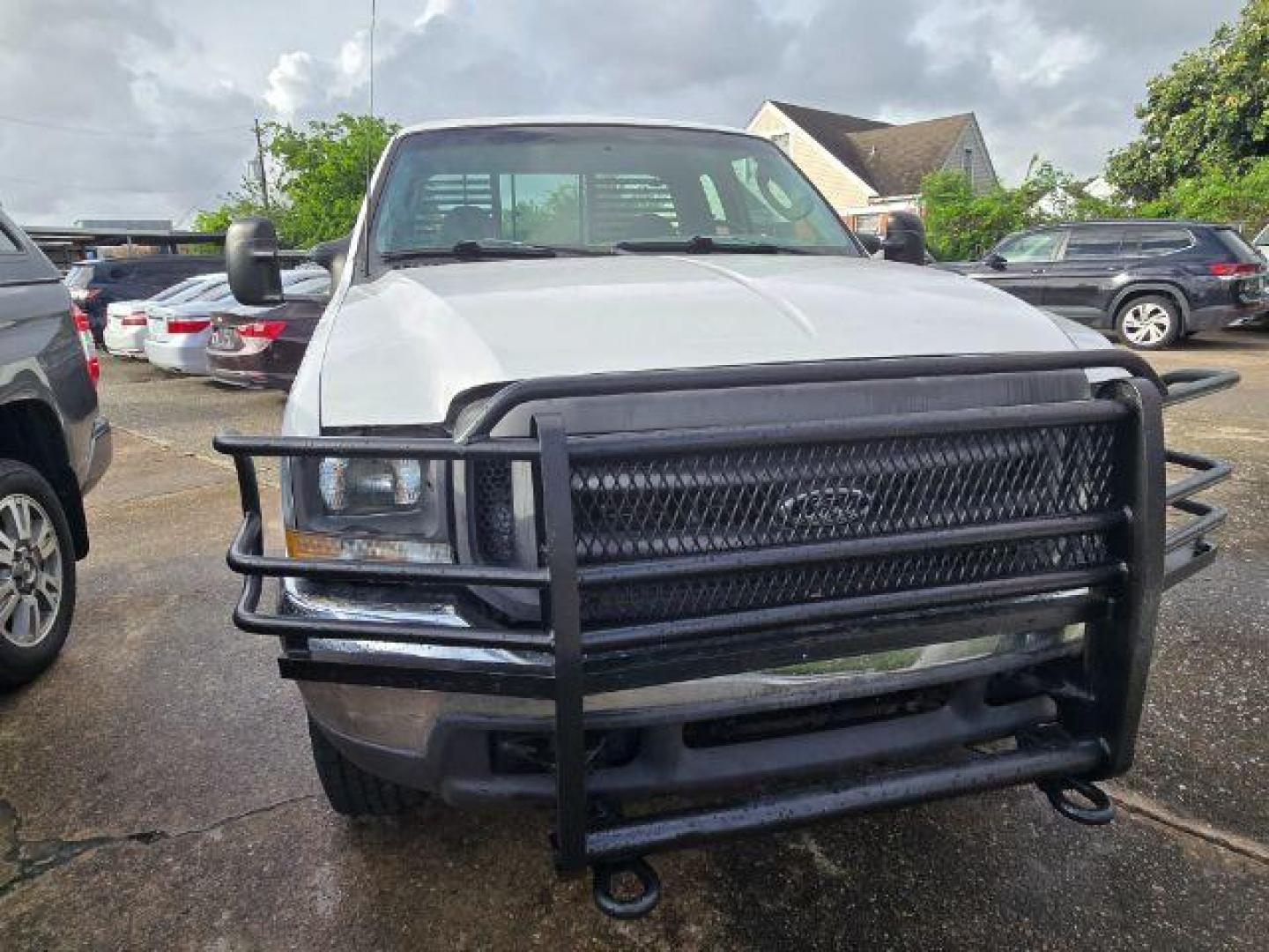 2003 Super White /Medium Parchment Ford F-350 XL (1FTSX31P83E) with an 6.0L Diesel, DI, V8 engine, located at 7935 Gulf Freeway, Houston, 77017, (832) 266-1645, 29.684393, -95.275665 - Photo#0