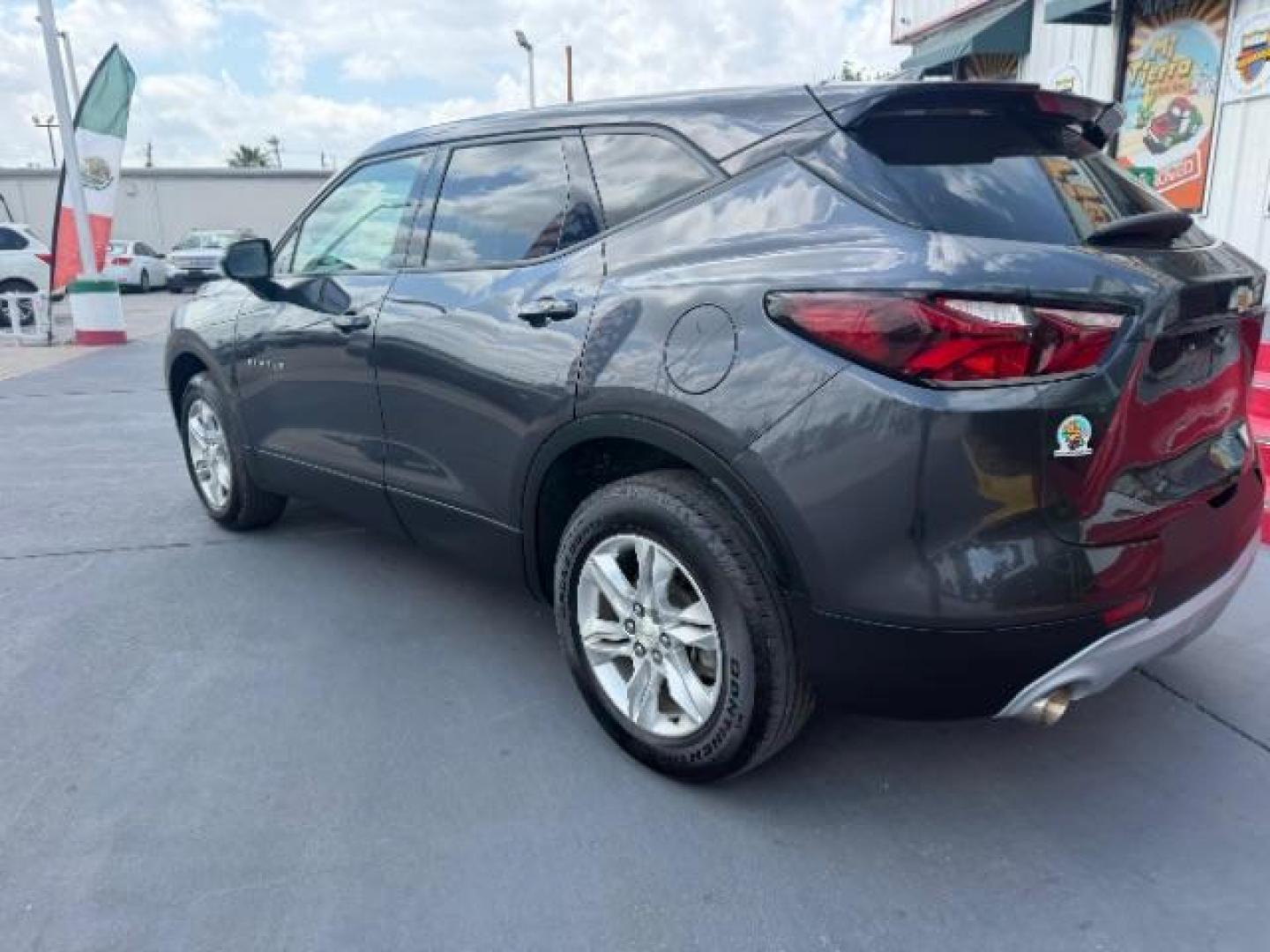 2021 Iron Gray Metallic /Jet Black Chevrolet Blazer FWD 2LT (3GNKBCR4XMS) , located at 4545 Spencer Hwy., Pasadena, 77504, (832) 266-1645, 29.666037, -95.173775 - Photo#5