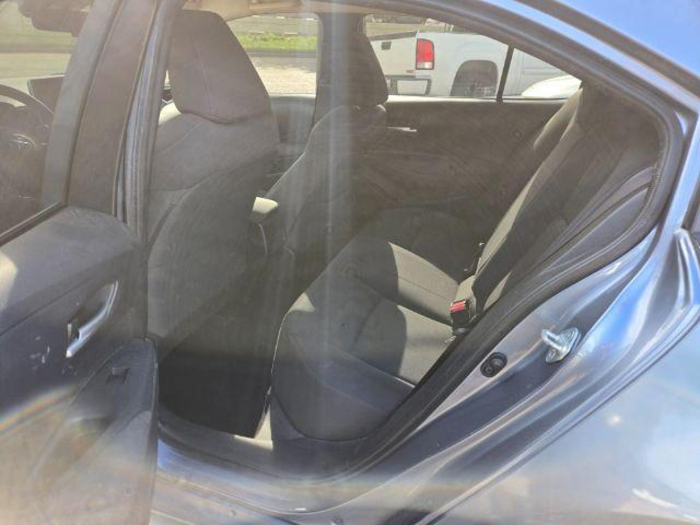 2020 Blueprint Toyota Corolla LE (JTDEPRAE3LJ) with an 1.8L I-4 DOHC engine, located at 7935 Gulf Freeway, Houston, 77017, (832) 266-1645, 29.684393, -95.275665 - Photo#4