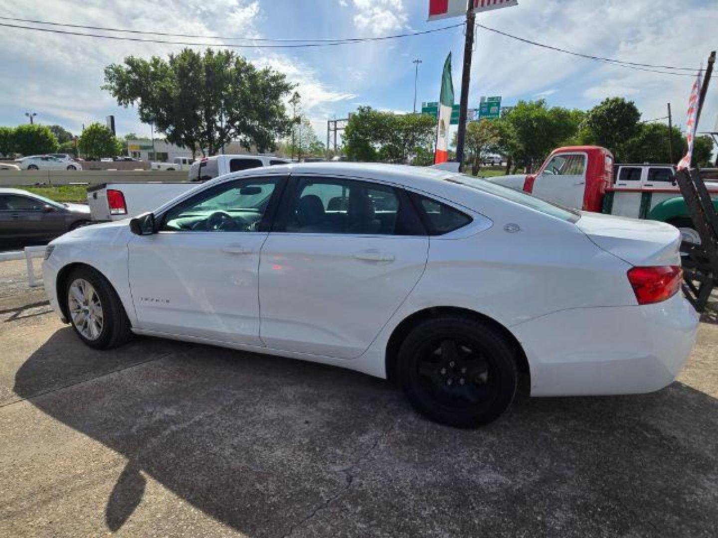 2017 Summit White Chevrolet Impala 1FL (2G11X5SA7H9) , located at 7935 Gulf Freeway, Houston, 77017, (832) 266-1645, 29.684393, -95.275665 - Photo#1