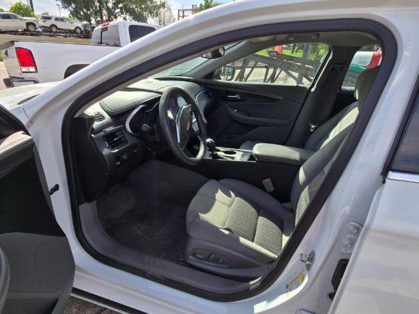 2017 Summit White Chevrolet Impala 1FL (2G11X5SA7H9) , located at 7935 Gulf Freeway, Houston, 77017, (832) 266-1645, 29.684393, -95.275665 - Photo#3