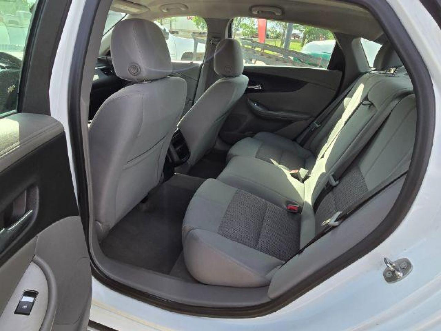 2017 Summit White Chevrolet Impala 1FL (2G11X5SA7H9) , located at 7935 Gulf Freeway, Houston, 77017, (832) 266-1645, 29.684393, -95.275665 - Photo#4