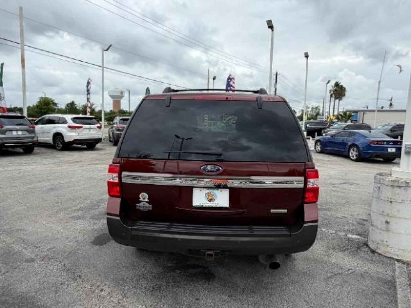 2017 Bronze Fire /Mesa w/Ebony Ford Expedition King Ranch (1FMJU1HTXHE) with an EcoBoost 3.5L V-6 gasoline direct injection engine, located at 4545 Spencer Hwy., Pasadena, 77504, (832) 266-1645, 29.666037, -95.173775 - Photo#3