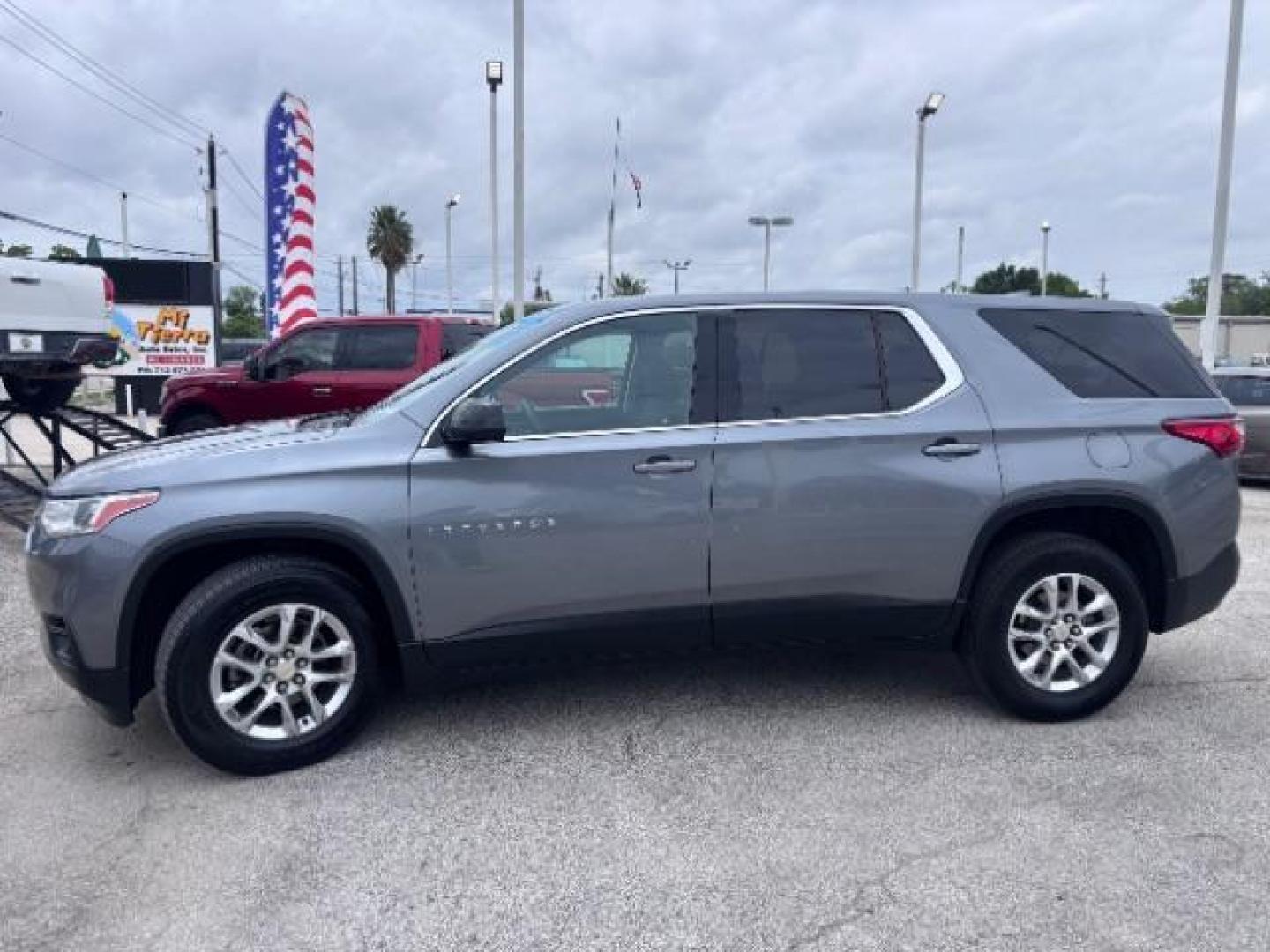 2020 Satin Steel Metallic /Jet Black Chevrolet Traverse FWD LS (1GNERFKW4LJ) with an 3.6L V-6 gasoline direct injection engine, located at 4545 Spencer Hwy., Pasadena, 77504, (832) 266-1645, 29.666037, -95.173775 - Photo#3