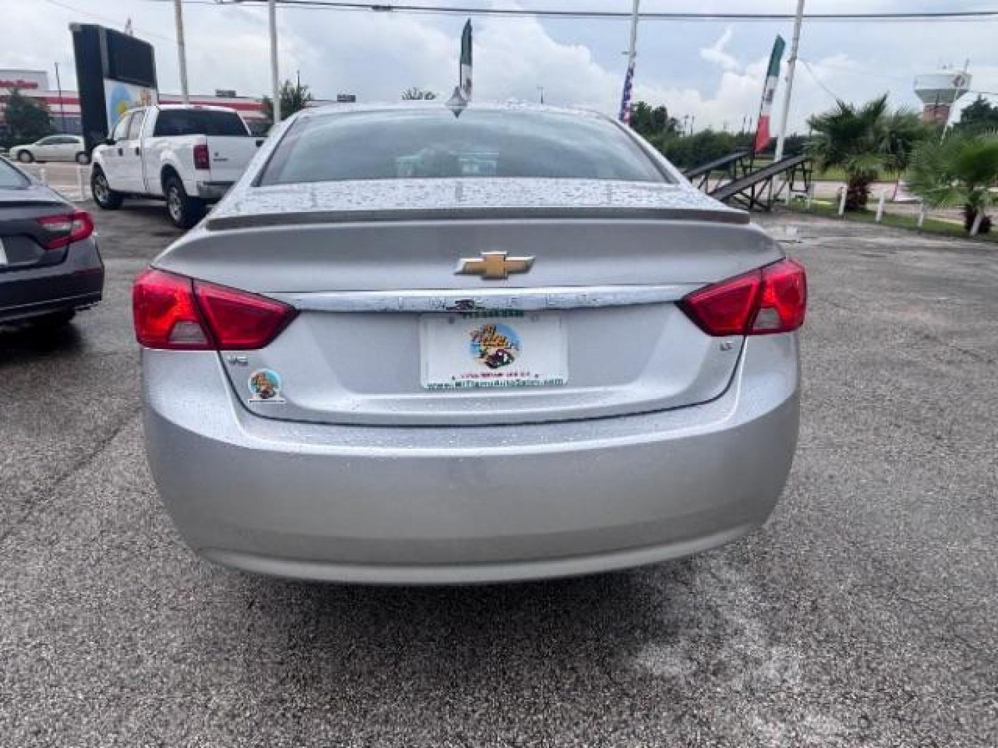 2018 Silver Ice Metallic /Jet Black, leather Chevrolet Impala LT (2G1105S31J9) with an 3.6L V6 DOHC 24V engine, 6-Speed Automatic transmission, located at 4545 Spencer Hwy., Pasadena, 77504, (832) 266-1645, 29.666037, -95.173775 - Photo#4