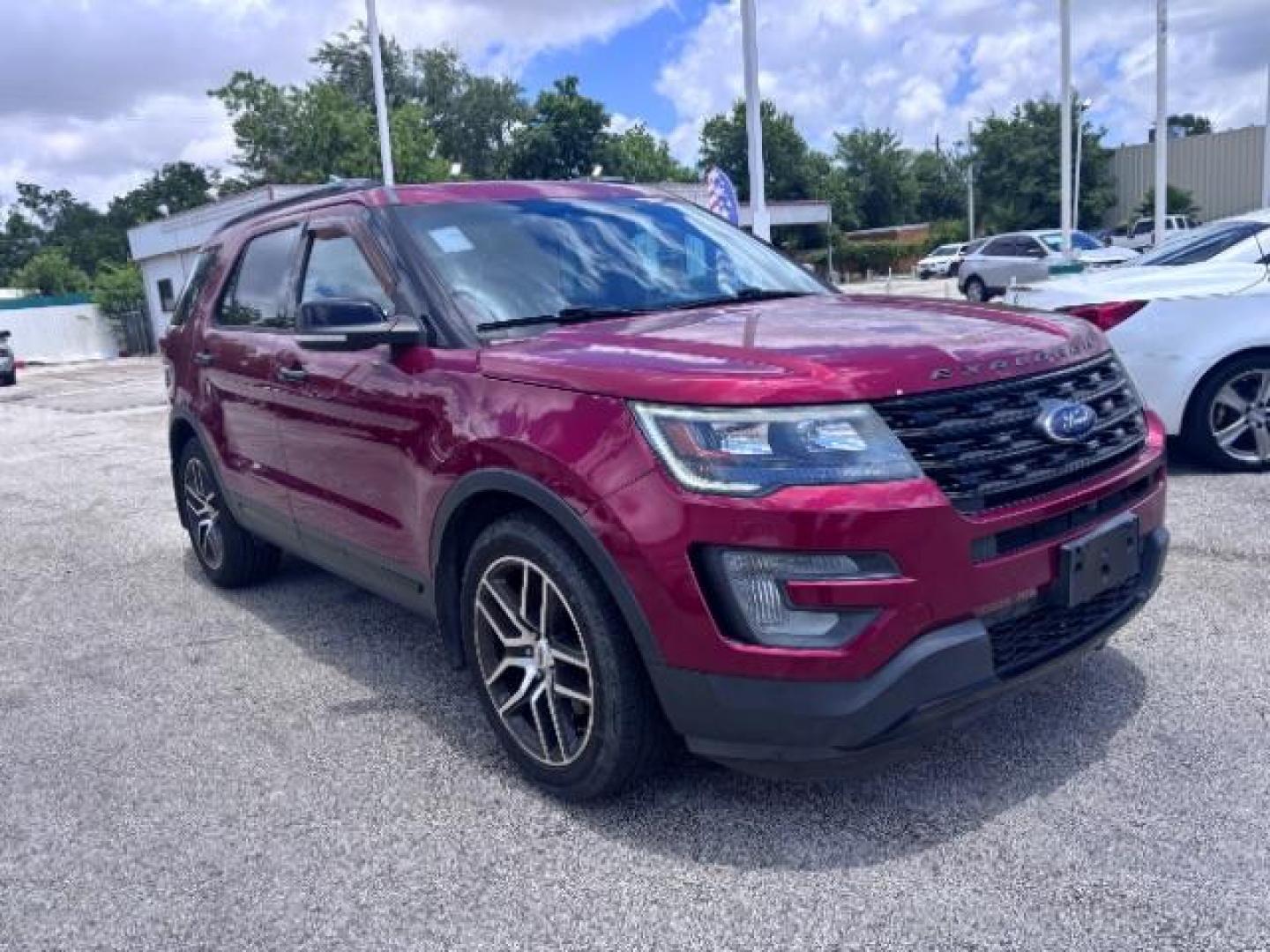 2017 Ford Explorer Sport (1FM5K8GT8HG) with an EcoBoost 3.5L V-6 gasoline direct injection engine, located at 4545 Spencer Hwy., Pasadena, 77504, (832) 266-1645, 29.666037, -95.173775- Photo#0